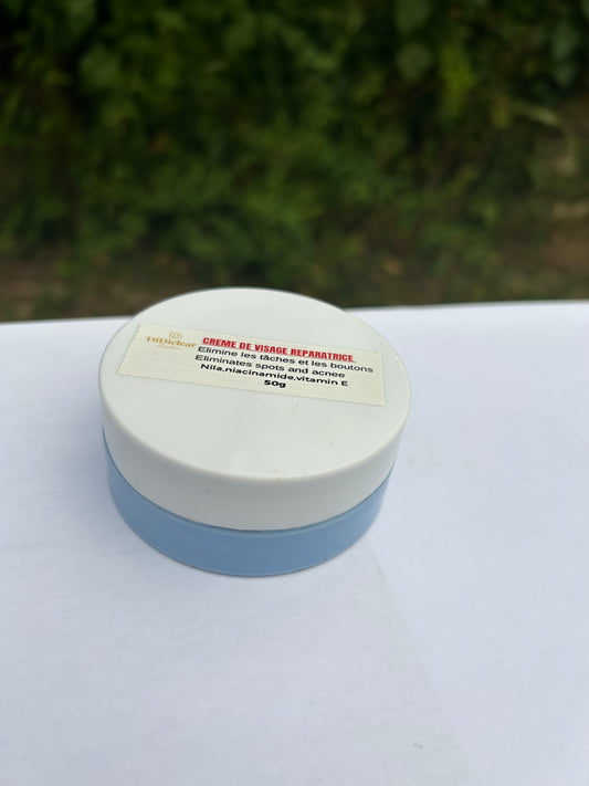 CRÈME DE VISAGE RÉPARATRICE/ Restorative face cream